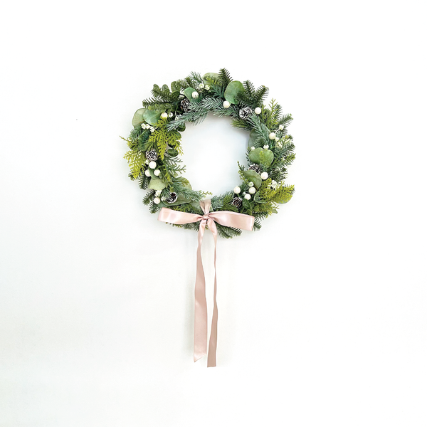[Sale] Snowberry Wreath